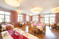 Restaurace v ubytování Hotel Loy