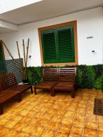 Posedenie v ubytovaní Cozy apartment in centric area at caleta de fuste with Air Conditioner