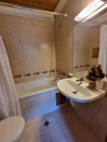 Koupelna v ubytování Pirin Golf Hotel Private Studios