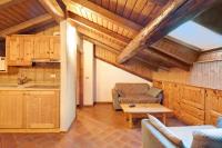 Kuchyňa alebo kuchynka v ubytovaní Chalet Meridiana Appartamento 11