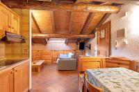 Kuchyňa alebo kuchynka v ubytovaní Chalet Meridiana Appartamento 11
