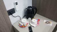 Coffee and tea making facilities at B&B The Dream