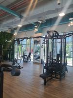 Fitness centrum a/nebo fitness zařízení v ubytování Cozy 1-bedroom apartment in Dubai South with Pool
