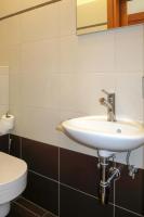Łazienka w obiekcie Apartment Milevoj - RAC157 by Interhome