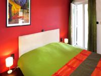 Łóżko lub łóżka w pokoju w obiekcie Apartment Milevoj - RAC157 by Interhome