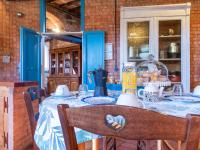 Reštaurácia alebo iné gastronomické zariadenie v ubytovaní Holiday Home Borgo del Papa by Interhome