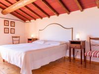 Posteľ alebo postele v izbe v ubytovaní Holiday Home Borgo del Papa by Interhome