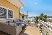 Balkón alebo terasa v ubytovaní Apartments Tara, Šibenik - Mandalina