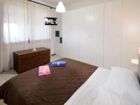 Posteľ alebo postele v izbe v ubytovaní Apartment New Etna view by Interhome