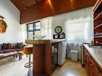 Kuchyňa alebo kuchynka v ubytovaní Holiday Home Suzy by Interhome