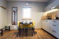 Kuchyňa alebo kuchynka v ubytovaní Apartament Henrykówka Apartzakop