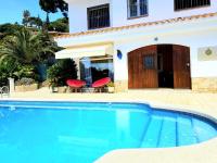 The swimming pool at or close to Villa Bambi