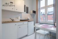 Kuchyňa alebo kuchynka v ubytovaní J&J Apartments - Szeroka 25, Apartament 5B