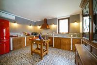 Kuchyňa alebo kuchynka v ubytovaní Villa Il Girasole