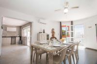 A kitchen or kitchenette at Villa Erik - PlusHolidays