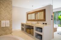 Ein Badezimmer in der Unterkunft Cielo Boutique Hotel & Spa Samui