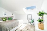 Posteľ alebo postele v izbe v ubytovaní ELD2- Luxury 3 Bedroom Penthouse in Nueva Andalucia