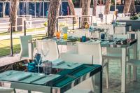 Un restaurant sau alt loc unde se poate mânca la Stay Michelangelo Jesolo Only Adults