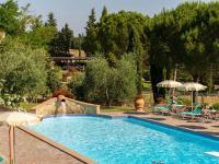 The swimming pool at or close to Apartment Viola by Interhome
