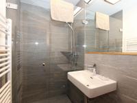 Kúpeľňa v ubytovaní Holiday Home Zeller by Interhome