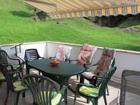 Vonkajšia záhrada v ubytovaní Holiday Home Zeller by Interhome