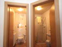 Kúpeľňa v ubytovaní Holiday Home Zeller by Interhome