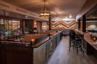 Restaurace v ubytování Cherry Valley Hotel