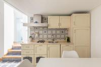 Kuchyňa alebo kuchynka v ubytovaní iFlat Yellow Monti Studio Apartment