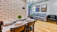 Posedenie v ubytovaní Apartamenty Centrum - Wyszyńskiego 9 by Royal Aparts
