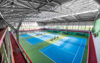 Tenis a/nebo squash v ubytování AQUA SPORT*** nebo okolí