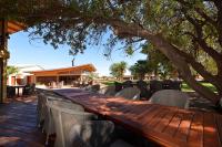 En restaurant eller et andet spisested på Gondwana Kalahari Anib Lodge