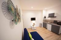 !!USHUIÄ!! Superbe studio HOME STAGING en plein CENTRE-VILLE. - Housity