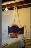 A bed or beds in a room at Casa Las Cabañas de Castilla VUT