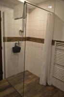 A bathroom at Ager Apartments