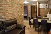 A seating area at Apartamentos Turísticos Toledo