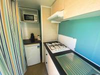 Kuchyň nebo kuchyňský kout v ubytování Camping Alicante Imperium