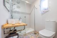A bathroom at El Carmen Flat