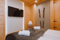 Posteľ alebo postele v izbe v ubytovaní Apartament Tatry Folk regionalny Grota Solna