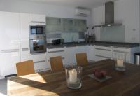 Kuchyň nebo kuchyňský kout v ubytování Casa Geniol Luxury villa