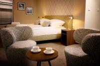 Posteľ alebo postele v izbe v ubytovaní Xerion Hotel