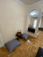 A bed or beds in a room at Beautiful apartment in the center of Thessaloniki