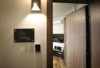 TV a/nebo společenská místnost v ubytování LA Larissa Luxury Apartments Dafne