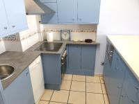 Kuchyň nebo kuchyňský kout v ubytování Apartamento Karina Beach-5