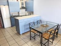 Kuchyň nebo kuchyňský kout v ubytování Apartamento Karina Beach-5