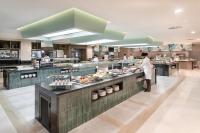 Jídlo v hotelu nebo okolí