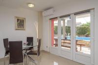 Bazén v ubytovaní Wawe Lux Holiday Home with pool alebo v jeho blízkosti