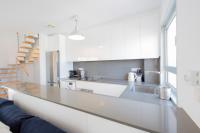 Kuchyň nebo kuchyňský kout v ubytování MEDANO4YOU Stellas Penthouse