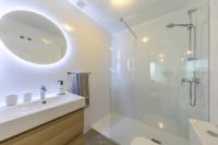 Koupelna v ubytování MEDANO4YOU Stellas Penthouse