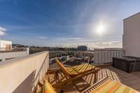 Balkón nebo terasa v ubytování MEDANO4YOU Stellas Penthouse