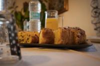 Jedlo v ubytovaní bed & breakfast alebo blízkom okolí